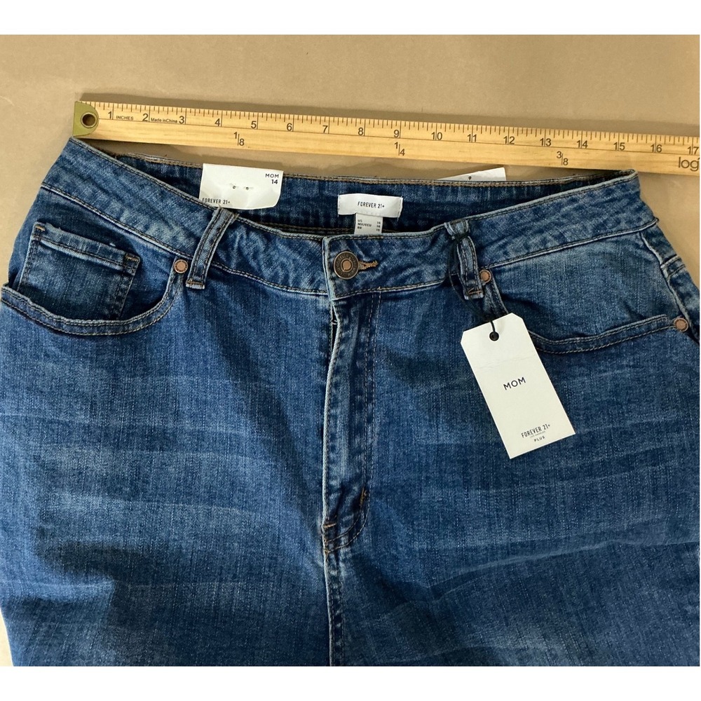 Forever 21+ Mom Jeans 14 High Rise  Blue Denim Raw Hem Basic Minimalist Stretch‎ - Picture 3 of 11